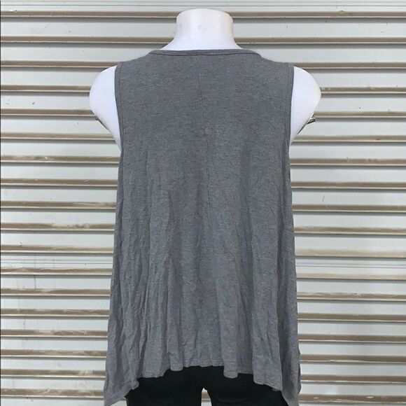 Enough about me sleeveless heart breaker top - Picture 6 of 6